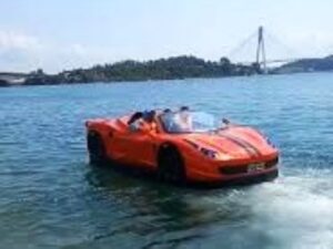 Sensasi Unik di Batam: Wahana Jet Car Ferrari di Atas Laut di Sekitar Jembatan Barelang