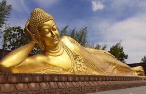 Sleeping Buddha di Vihara Dharma Shanti: Destinasi Religi Ikonik di Bintan