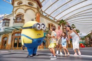 Liburan Seru Bareng Keluarga di Universal Studios Singapore, Serasa Masuk Dunia Fantasi!