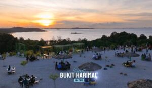 Bukit Harimau Batam: Menikmati Sunset Romantis dengan Latar Singapura dari Tanah Air