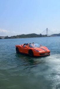 Sensasi Baru di Batam: Nikmati Serunya Jet Car, Supercar di Atas Air!