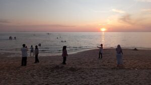 Tersembunyi di Ujung Barelang! Halona Beach Resort Batam, Surga Pasir Putih yang Wajib Kamu Kunjungi Sebelum Terlalu Ramai!