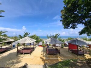 Tersembunyi di Ujung Barelang! Halona Beach Resort Batam, Surga Pasir Putih yang Wajib Kamu Kunjungi Sebelum Terlalu Ramai!