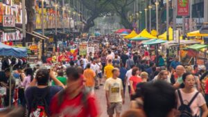 Bukit Bintang Kuala Lumpur, Surga Belanja & Wisata Malam yang Bikin Traveler Betah Seharian!