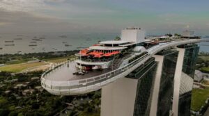 Jangan Pulang Cepat! 10 Wisata Malam Singapura yang Wajib Masuk Itinerary, Nomor 7 Bikin Melongo!
