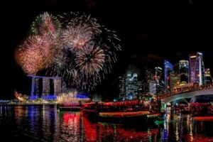 Libur Akhir Tahun ke Singapura? Ini 4 Lokasi Perayaan Tahun Baru Paling Hits & Spektakuler