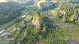 Libur Lebaran di Bukittinggi? Ini 10 Destinasi Hits yang Wajib Kamu Datangi!