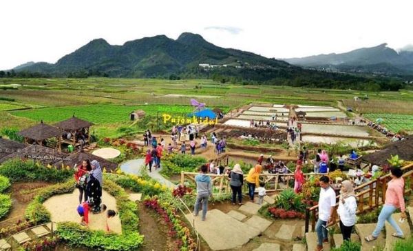 Rekomendasi Liburan Lebaran 2026: Wisata Alam, Kuliner, hingga Trip ke Luar Negeri