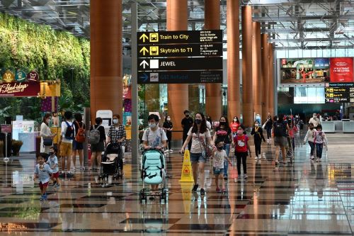 Bukan Cuma Air Terjun! Ini Rahasia Tersembunyi Bandara Changi Singapura Jadi Terbaik Dunia 14 Kali