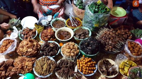 Dijuluki Balai Bomba Nasi Padang, Tempat Makan Ini Jadi Favorit Pecinta Masakan Minang di Johor Bahru