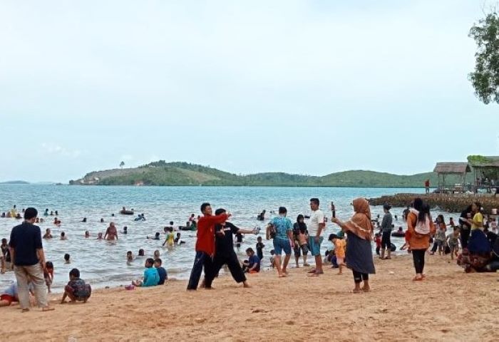 Long Weekend di Batam? Ini 3 Pantai Hidden Gem dengan Pemandangan Super Cantik