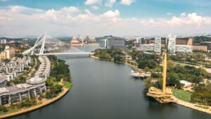 Liburan ke Malaysia? 5 Destinasi Sekitar Kuala Lumpur Ini Wajib Dikunjungi, Nomor 3 Paling Instagramable!