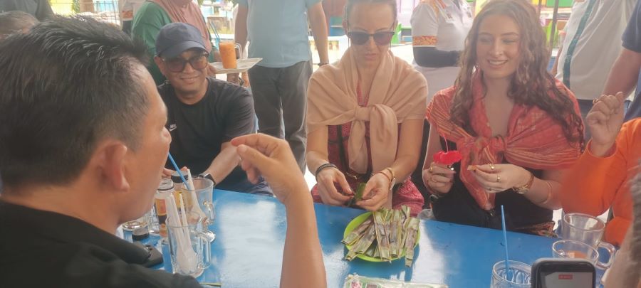Menjelajahi Pulau Penyengat: Jejak Raja Melayu, Masjid Bersejarah, hingga Kuliner Otak-Otak