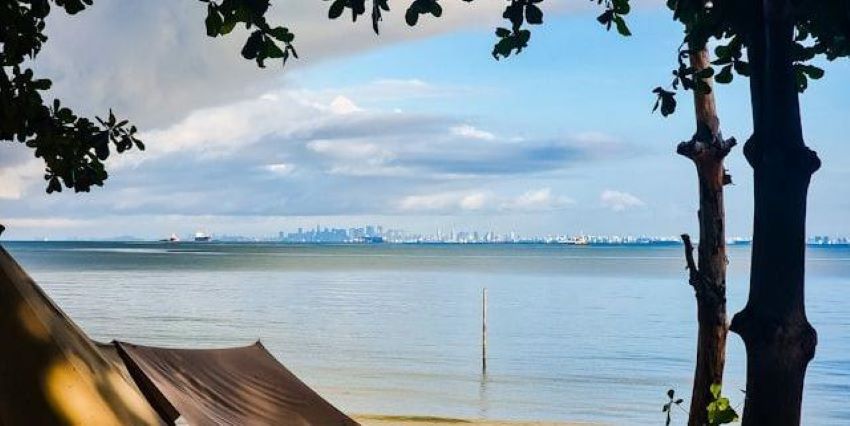 Liburan Murah di Batam! Ini Pantai Terdekat dari Batam Center dengan View Singapura dan Sunrise Cantik